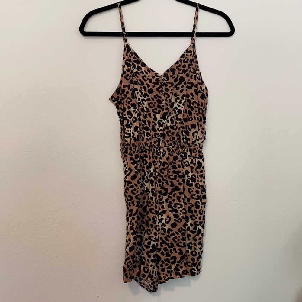Spaghetti strap leopard romper